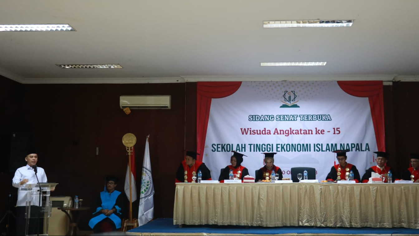 Wamenag Dorong Akademisi Perkuat Ekonomi Syariah