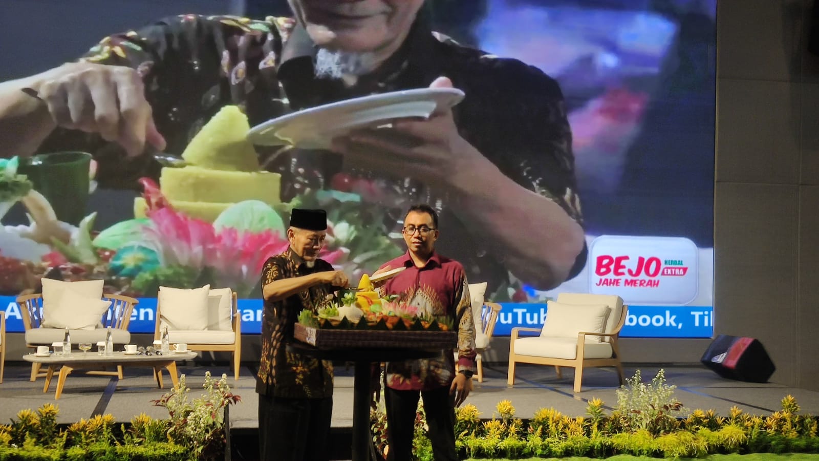Talkshow Nasional dan Peresmian Kantor Tribun News Banten