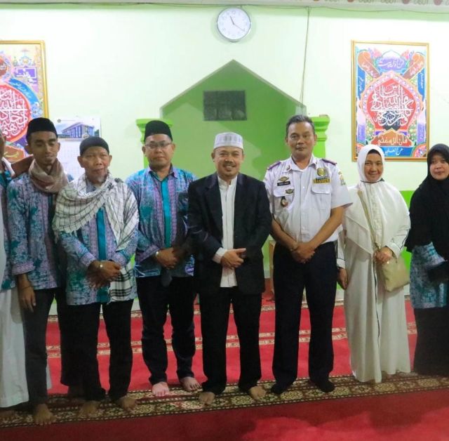 Sebanyak 14 Jemaah Haji Kloter Terakhir Asal Kota Telah Tiba di Tanah Air dengan selamat.