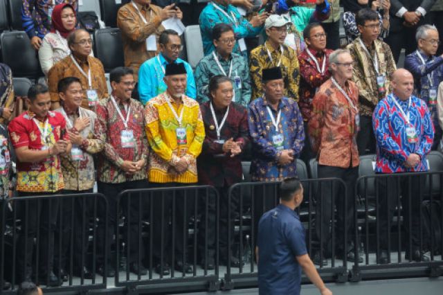 Pj Gubernur Banten Al Muktabar Ajak Masyarakat Jaga dan Lestarikan Lingkungan