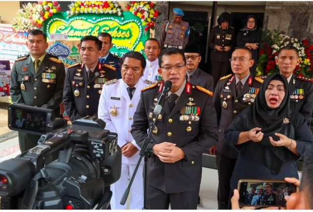 Kapolresta Serkot mengikuti Upacara Hari Bhayangkara Ke 78 di Alun-alun Kota Serang