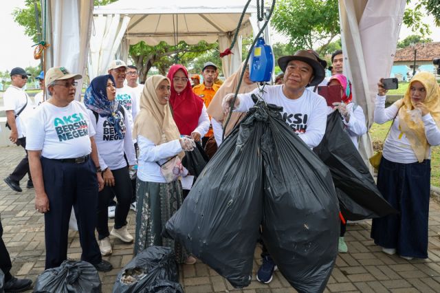 Pj Banten Al Muktabar: Pengelolaan Sampah Butuh Kepedulian Bersama
