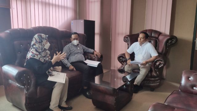 Bentuk Bakohumas, Anggota KPU Kunjungi Ruang Kerja Kadis Kominfo Kota Serang.   
