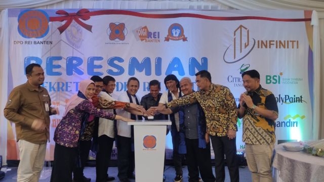 Resmikan kantor DPD REI Banten, Syafrudin apresiasi Pengusaha Perumahan di Kota Serang.