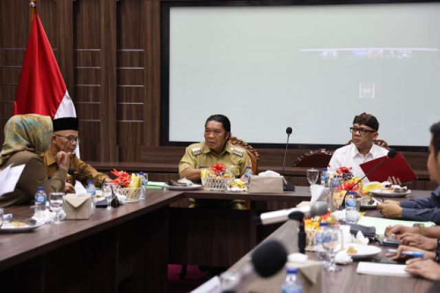 Pengendalian Inflasi, Pj Gubernur Al Muktabar : Pemprov Banten Optimalkan Jaga Stabilitas Pangan.