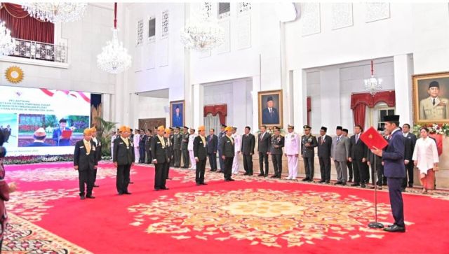 Presiden Jokowi Lantik Pengurus Legiun Veteran Republik Indonesia