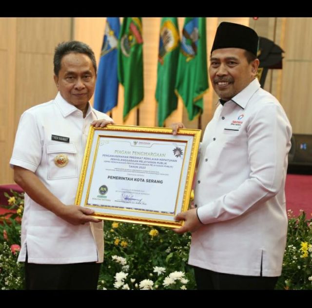 Dalam kurun waktu 2 Minggu, pemerintah Kota Serang kembali mendapatkan penghargaan dari pemerintah pusat, Pj wali kota Serang Yedi rahmat: ucapkan syukur dan bangga.