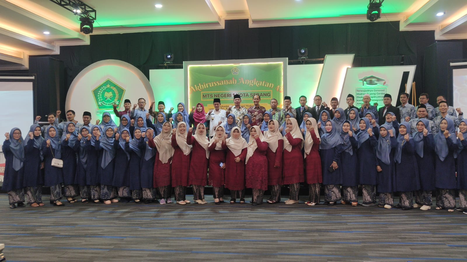 Syafrudin bangga MTSN 1 Kota Serang mampu mencetak siswa berakhlak mulia.