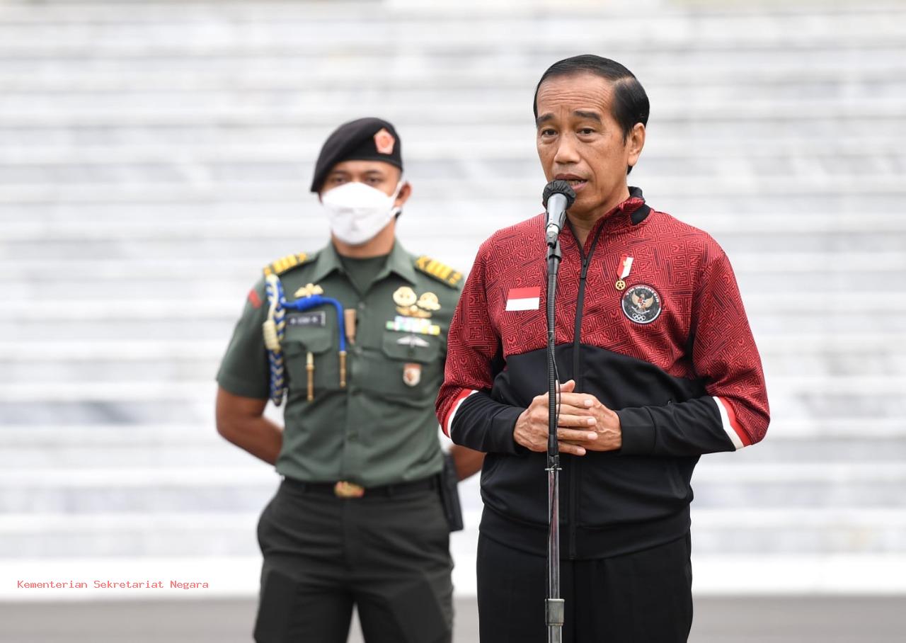 Presiden Jokowi Serahkan Bonus Bagi Atlet Peraih Medali SEA Games Ke-31 Vietnam