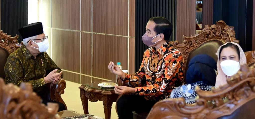 Bertemu Presiden, Wapres Diskusikan Akselerasi Pembangunan di Papua dan Isu Terkini Lainnya