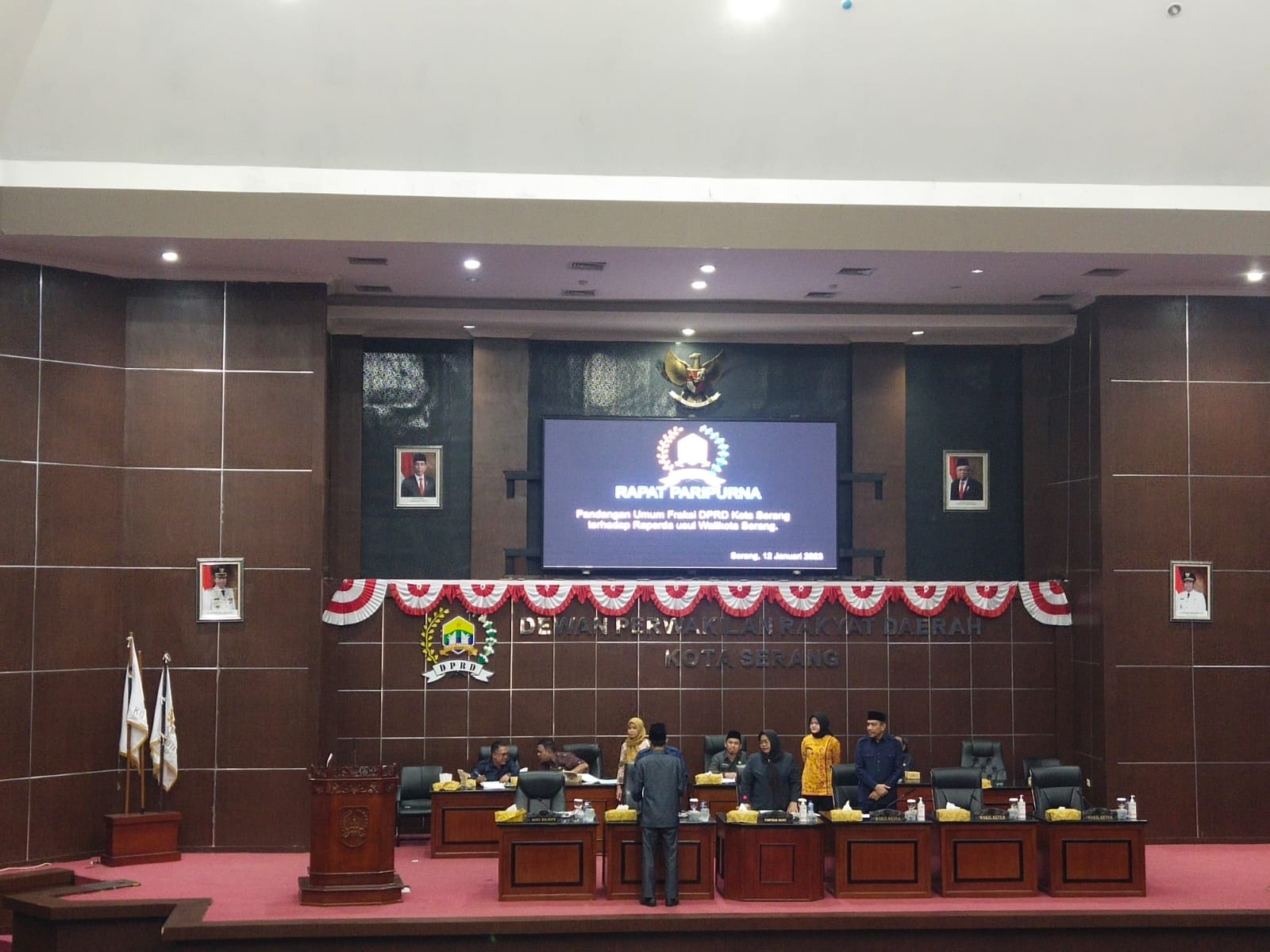 Rapat Paripurna: Pandangan Umum Fraksi DPRD Kota Serang terhadap Raperda Usul Walikota Serang