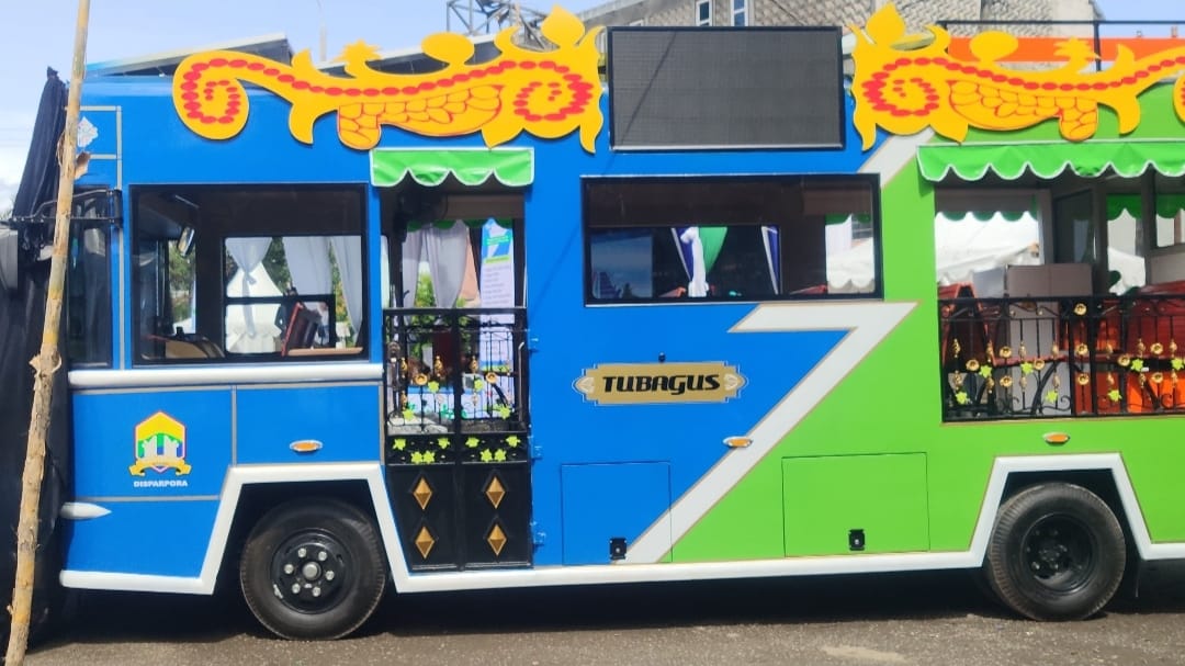 Tubagus Tour Banten Good Bus Siap Antar Wisatawan Berkeliling Kota Serang